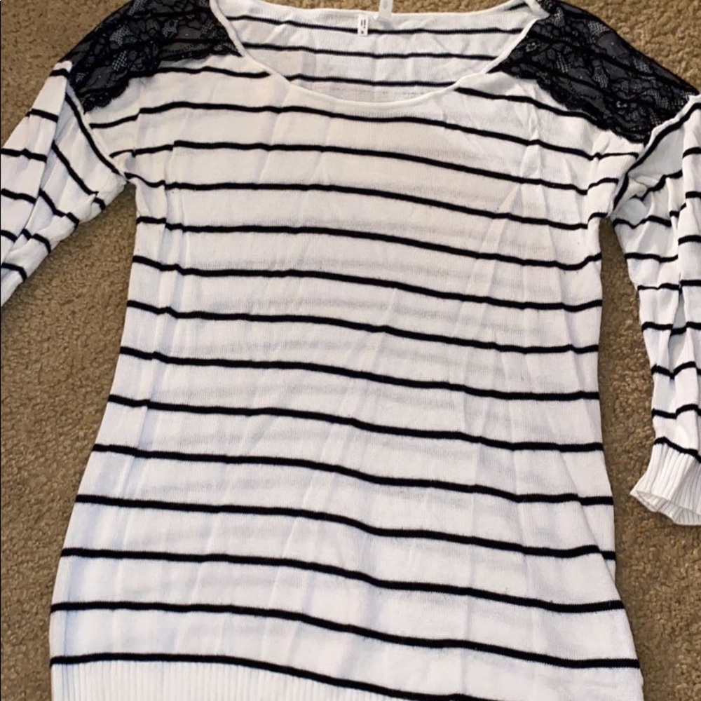 Maurice’s shirt